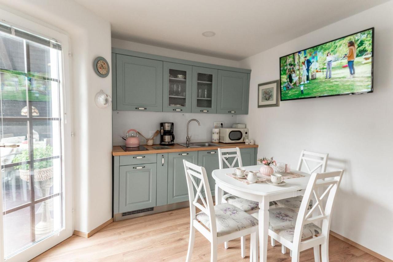 Apartmaji Urska Laško Eksteriør bilde